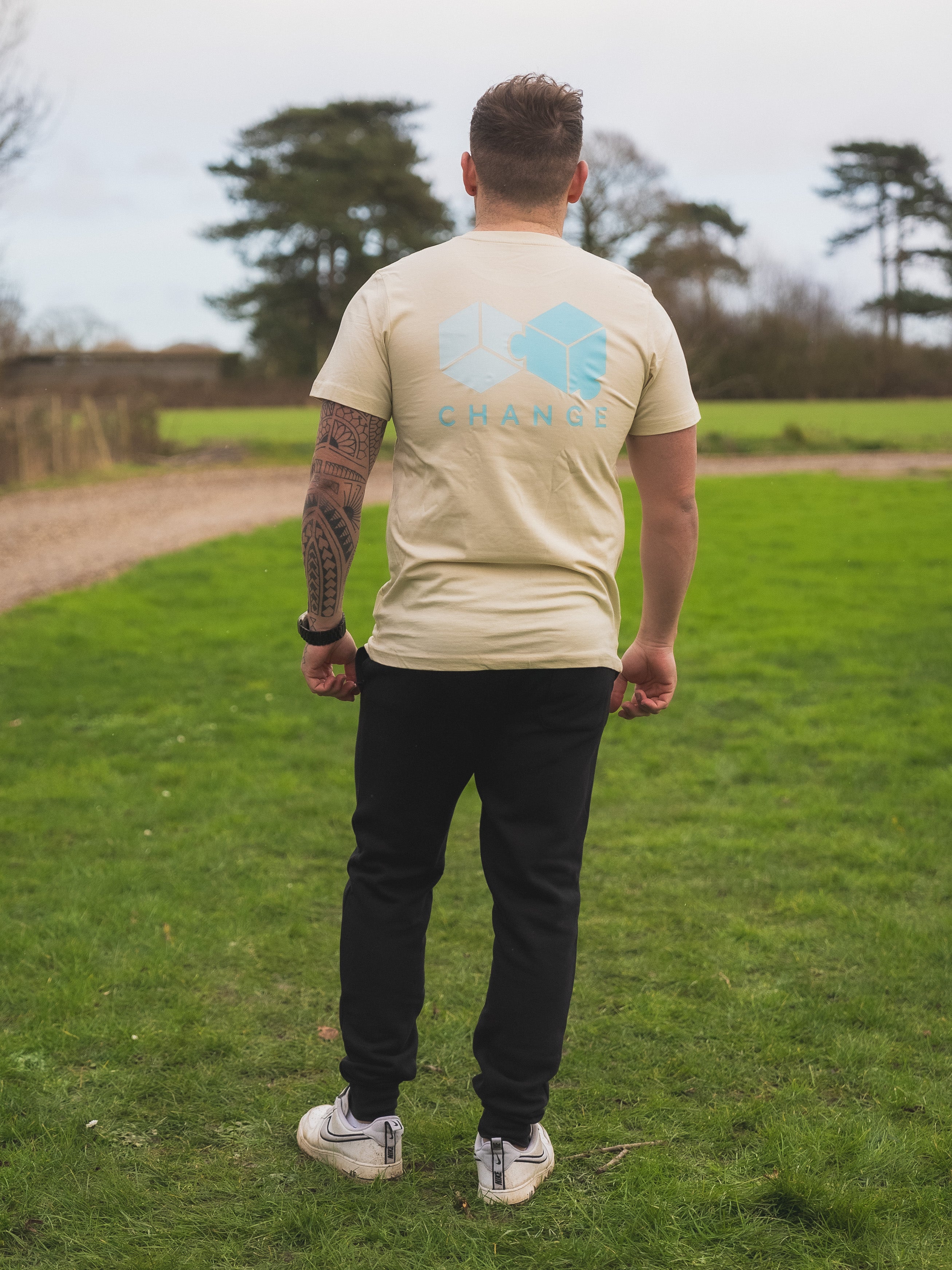 Men's Classic Tee Logo - Tan