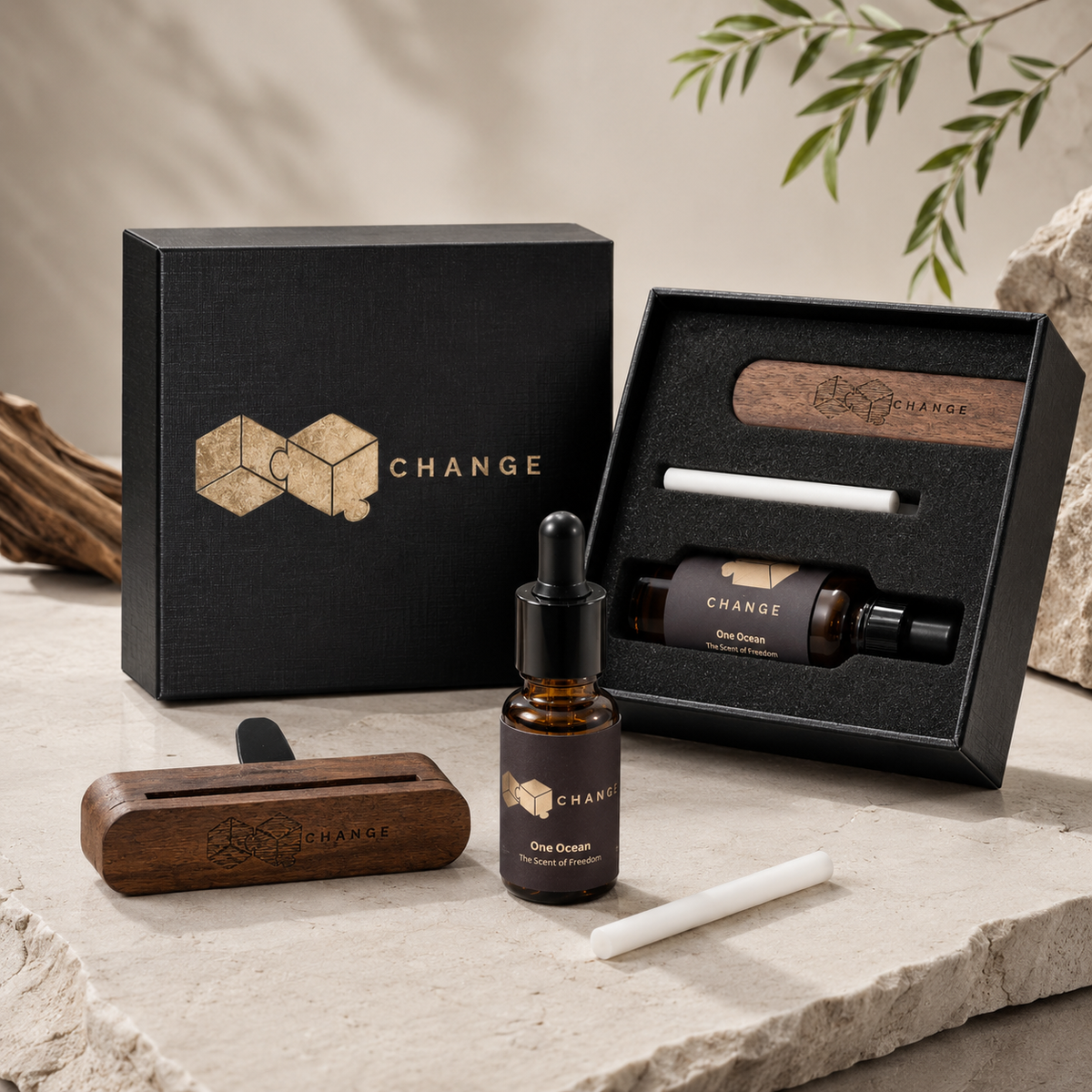 The Scent of Freedom - One Ocean Wooden Car Diffuser Set
